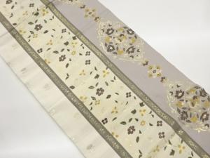縞に花唐草模様織出し開き名古屋帯（額縁仕立て）